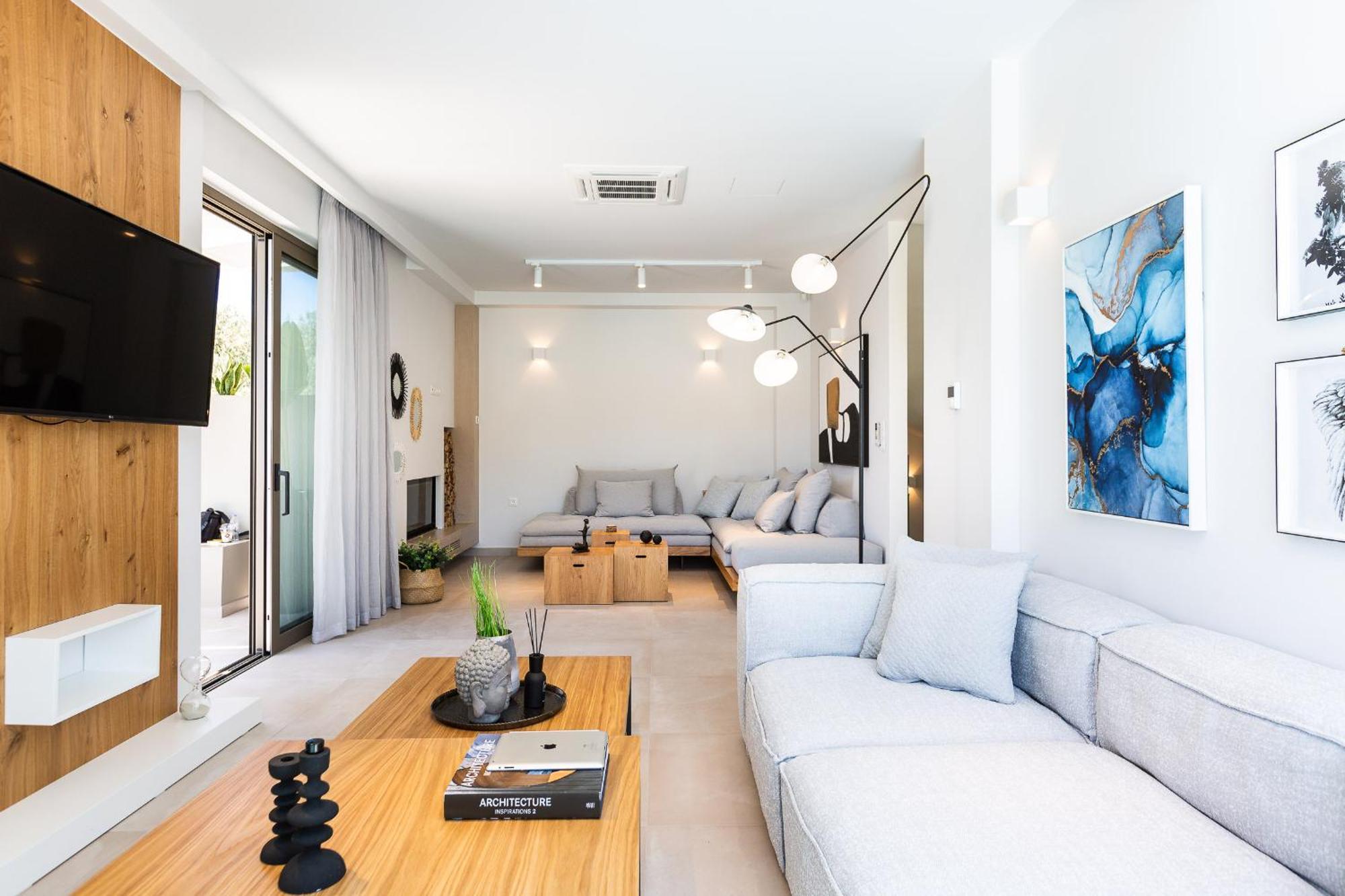 Vasilios Villa, With Pool, Gym & Close To Beach, By Thinkvilla Loutra  Ngoại thất bức ảnh